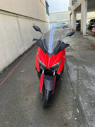 YAMAHA XMAX ABS 